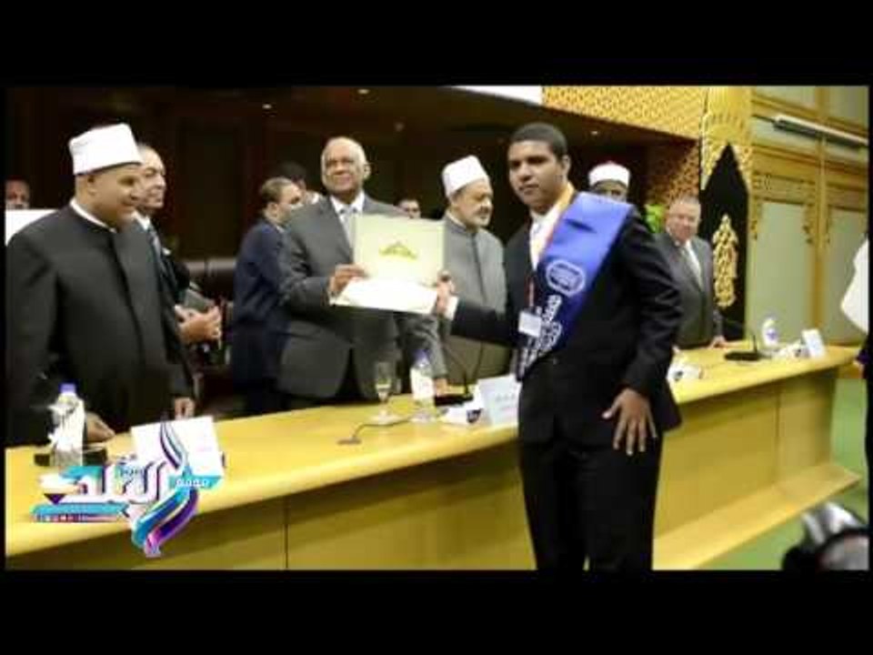 صدى البلد | تكريم أوائل الشهادات الأزهرية احتفا...