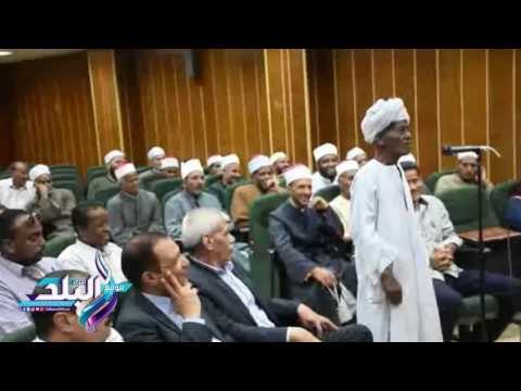 صدى البلد | محافظ أسوان يلتقى بأهالى دراو لتطوير محطة بلانة للصرف الصحى