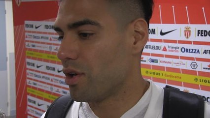 28e j. - Falcao : "Le ballon touche mon bras..."