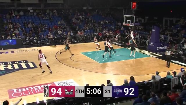 JaKarr Sampson Posts 29 PTS & 12 REB In Windy City Bulls Win