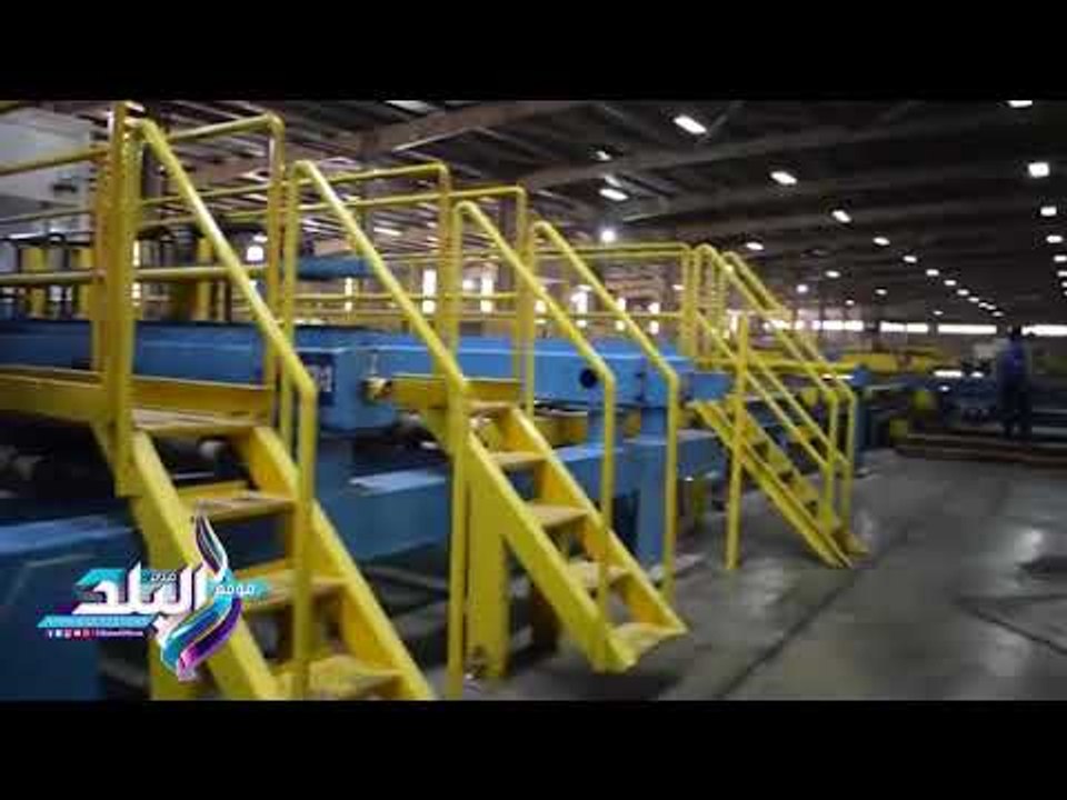 صدى البلد | وزير التجارة والصناعة يتفقد مصنع لإنتاج الزجاج بـ"السادات" للوقوف على مشاكله