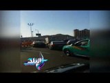 صدى البلد | استياء بين أهالي الغردقه بعد إغلاق الشوارع قبل مواعدها لتأمين حفل عمرو دياب