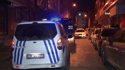 Bağcılar’da park halindeki araçlar kurşunlandı