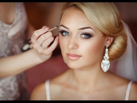 ألميك أب وازاي تحفظي علي جمال بشرتك مع صباح البلد