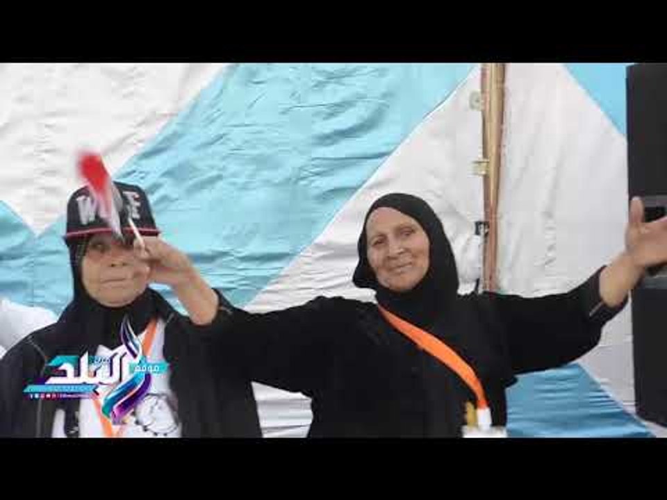 صدى البلد | الباعة الجائلون من ميدان رمسيس: "عاوزينك يا سيسى.. بنحبك يا ريس"