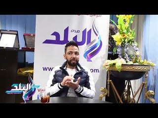 صدى البلد |  علاء التونسي يوضح إختلاف ماكياج الفنانات عن غيرهن