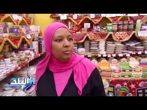 صدى البلد | إقبال طلاب جامعة عين شمس على بيت النوبة لشراء السلع الطبيعية