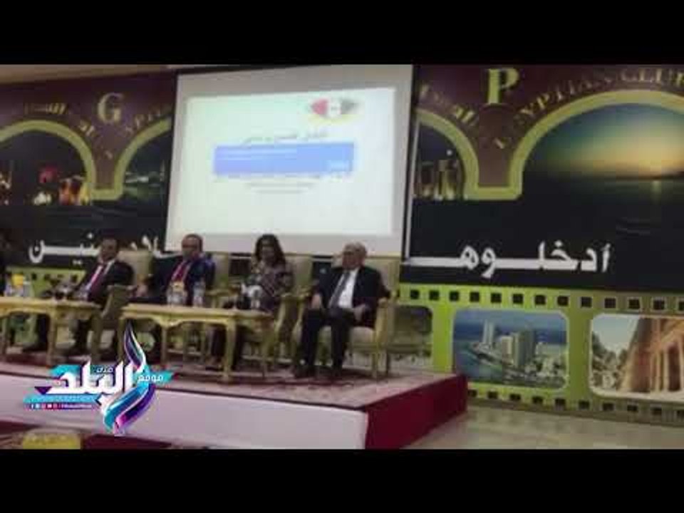 صدى البلد | نبيلة مكرم خلال لقائها المصريين بالإمارات.. تطالبهم بعدم الانسياق وراء الشائعات