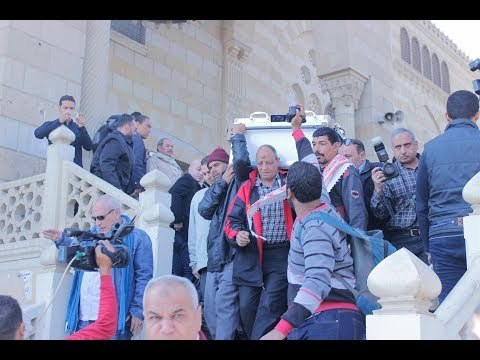 صدى البلد | تشييع جنازة المخرج عادل مكين وسط غياب تام من الفنانين