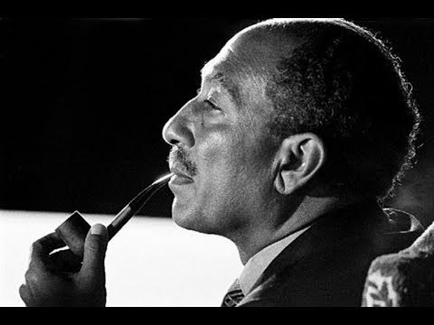 صدى البلد | وكيل امن دوله سابق : السادات صنع أحدث أجيال «الإخوان» وخرج من بينهم من قتله