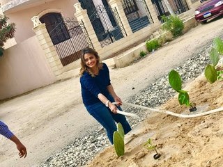 على ذمة التحقيق - هند النعسانى تزرع "شجرة " مثمرة تضامنا مع مبادرة شجرها