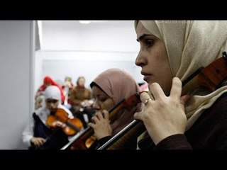 صدى البلد |   عرض مسرحي مؤثر لفتايات كفيفات عن معاناة المرأة المصرية