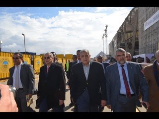 صدى البلد | «محلب» و«جمال الدين» و«محسن صلاح» يشهدون نقل تمثال رمسيس الثانى