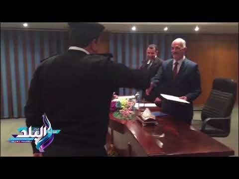 صدى البلد | تكريم ضباط شرطة السياحة والاثار بالجيزة لجهودهم في عمليات التهريب ونقل رمسيس الثاني