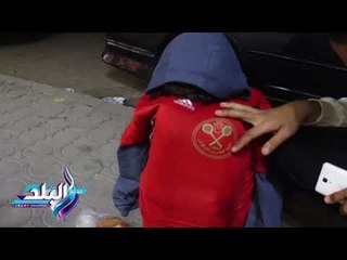 صدى البلد | "صابر"..فتى يستغيث على رصيف مصر الجديدة ويناشد المارة مساعدته