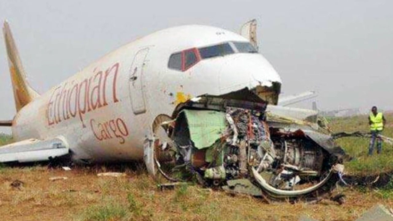 Ethiopian Airlines Boing 737 flight to Nairobi crashes with 149 passengers & 8 crew members onboard