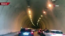 İstanbul’da zarf için tünel kapatan sürücü kamerada