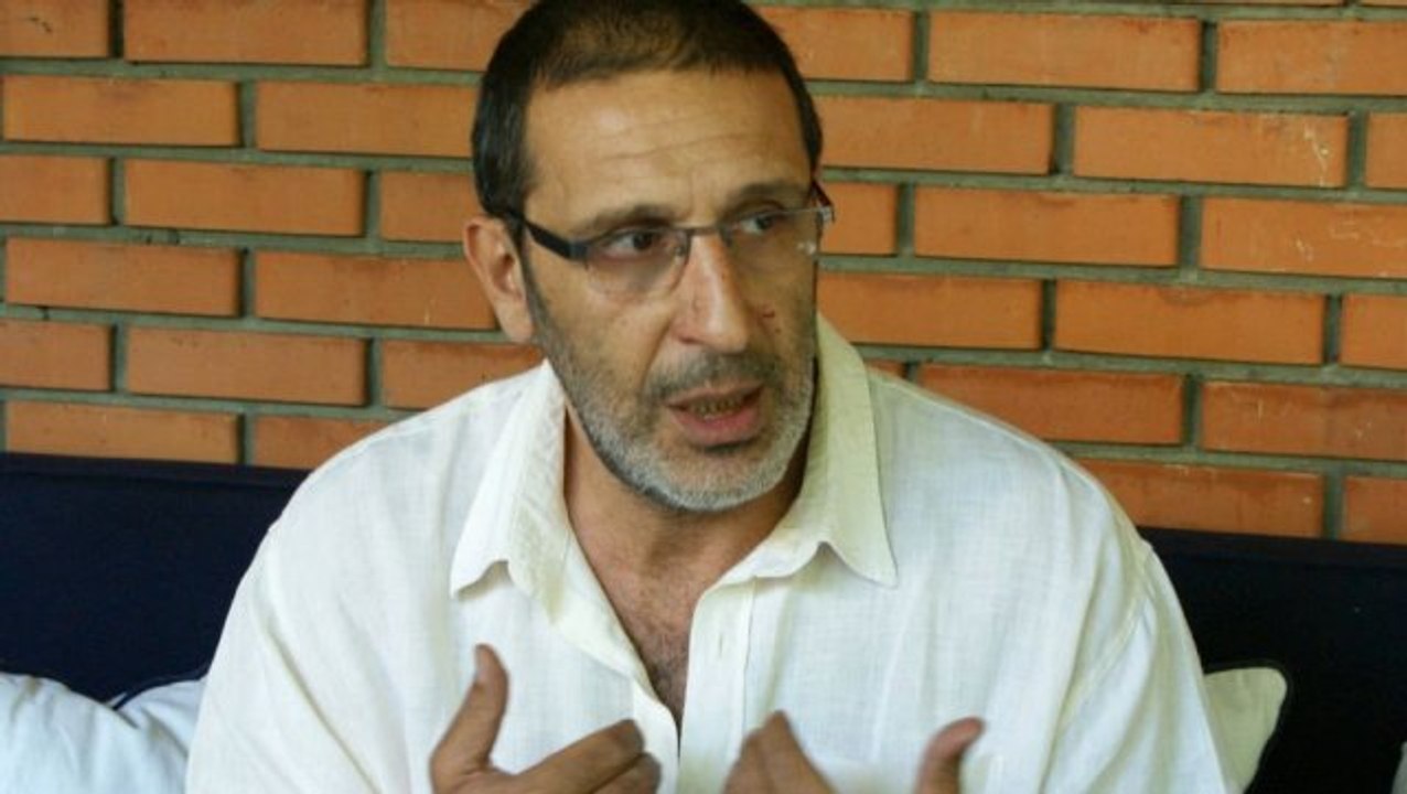 Parazit Kadın Yorumuyla Tepki Çeken Cem Özer, Canlı Yayında Kendisini Savundu