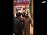 الرئيس  السيسى والشيخ محمد بن زايد يتجولان فى أحد المراكز التجارية بأبوظبى