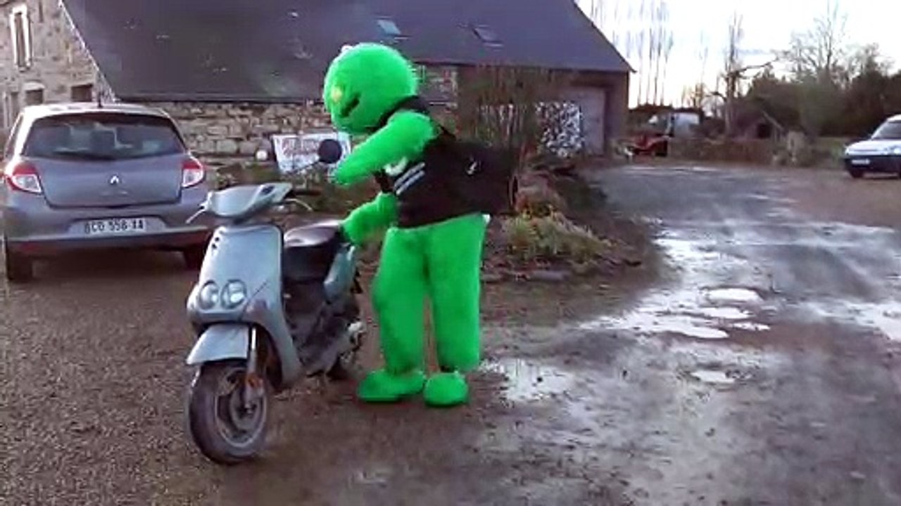 Comment ça ? Eskouadix ne vas pas pouvoir se rendre au match de la E ? Pas de panique, l'Eskouadenn a la solution... J-3...