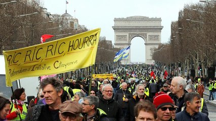 Φθίνει η συμμετοχή στα «Κίτρινα Γιλέκα»
