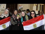 انتخابات مصر2018: توزيع مياة وعصائر وتشيرتات على الناخبين بمحيط لجان الشبخ زايد