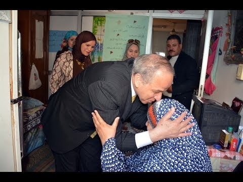 صدى البلد | محافظ القليوبية يشارك أمهات دار المسنين الاحتفال بعيد الأم