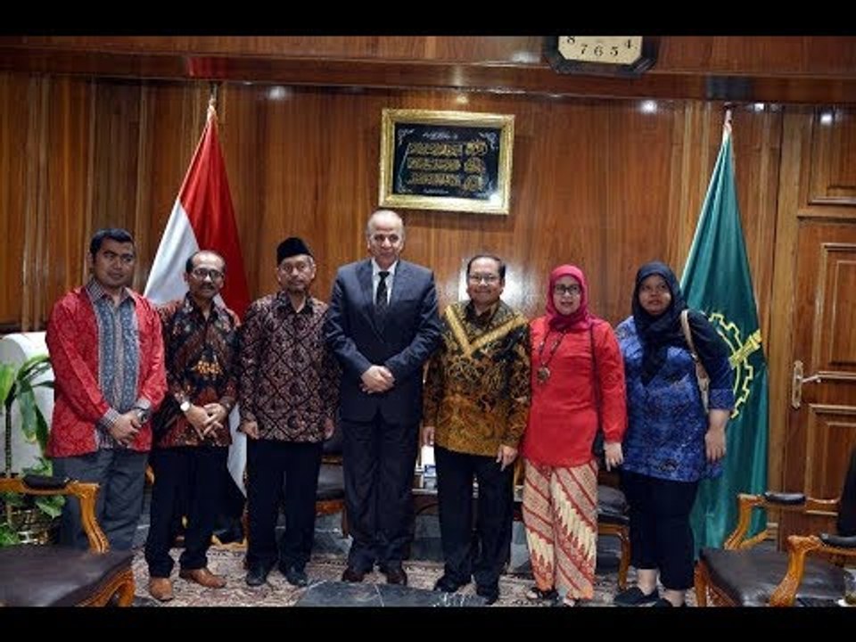 صدى البلد | محافظ القليوبية يشهد فاعليات اليوم المصري الأندونيسي بقصر ثقافةِ بنها