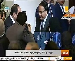 الرئيس يكرم الأمهات المثاليات خلال الندوة التثقيفية