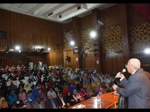 صدى البلد |مجدى حجازى يدشن مشروع رائدات الأعمال لعمل مشروع منزلى لسيدات أسوان