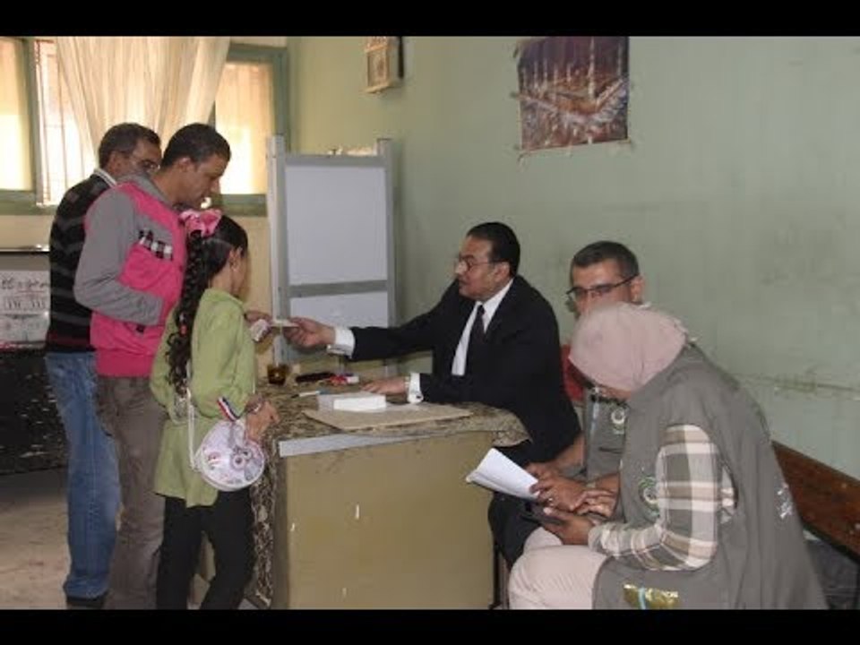 انتخابات مصر 2018 : مسيرة حاشدة لمواطنى حلوان بأعلام مصر فى الانتخابات الرئاسية