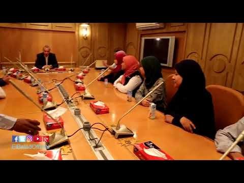 صدى البلد | محافظ قنا يكرم الطالبات المتفوقات في مسابقة أوائل الطلبة