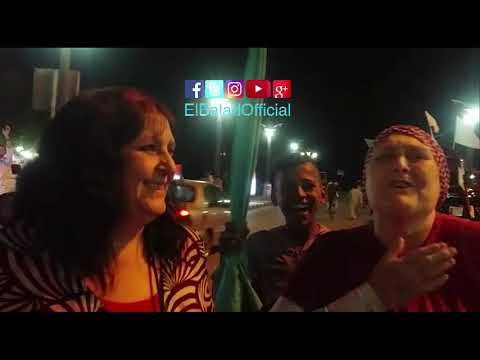 صدى البلد | تيريزا وباريرا شقيقتان بريطانيين يهتفون بحبك ياسيسي بالأقصر