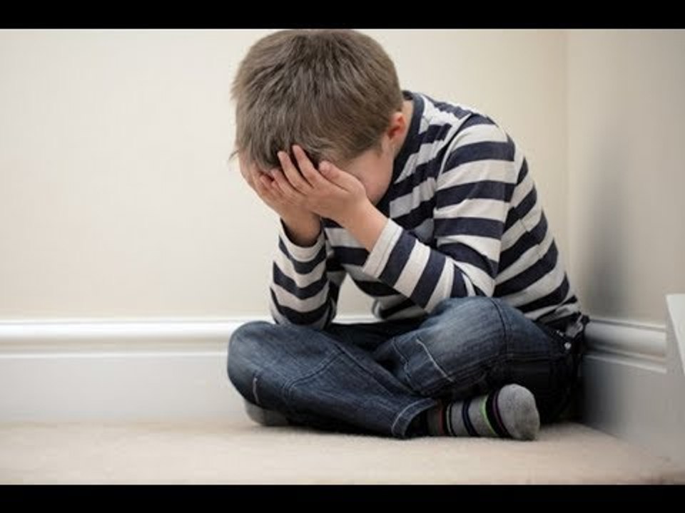 صدى البلد |  في اليوم العالمي للتوحد.. أمهات أبطال عبروا بأطفالهم المصابين إلى بر الأمان