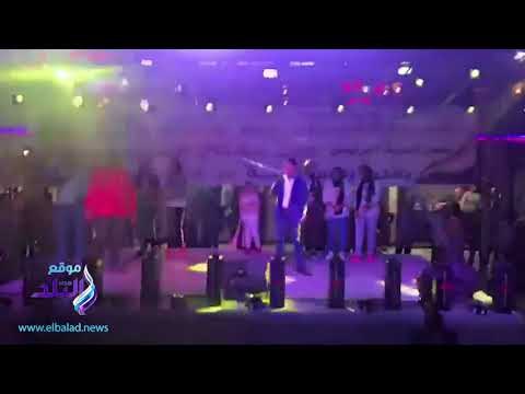 صدى البلد | طارق الشيخ يحيي ثاني فقرات الإحتفال بفوز السيسى فى عابدين.