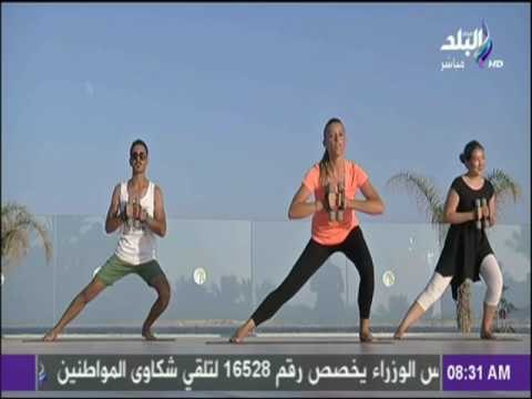 تمارين رياضية صباحية لتنشيط العضلات باستخدام الاوزان الخفيفة