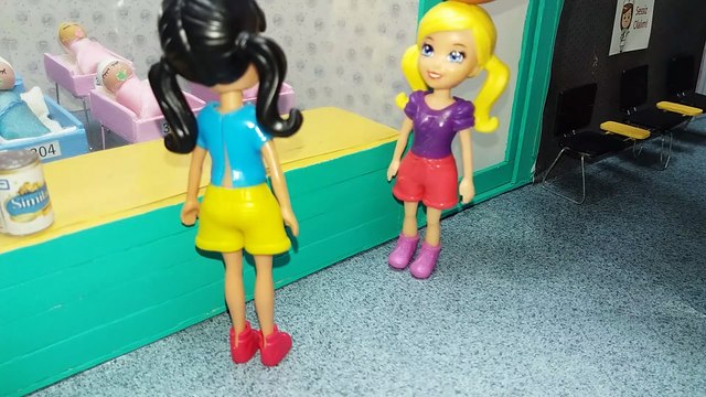 Küçük Ablalar ve Yeni Doğan Bebekler | Oyuncak Bebekler Yeni Doğan Hastanesinde