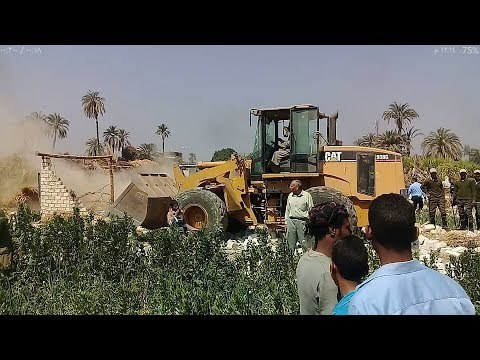 صدى البلد | إزالة تعديات علي أراضي الدولة