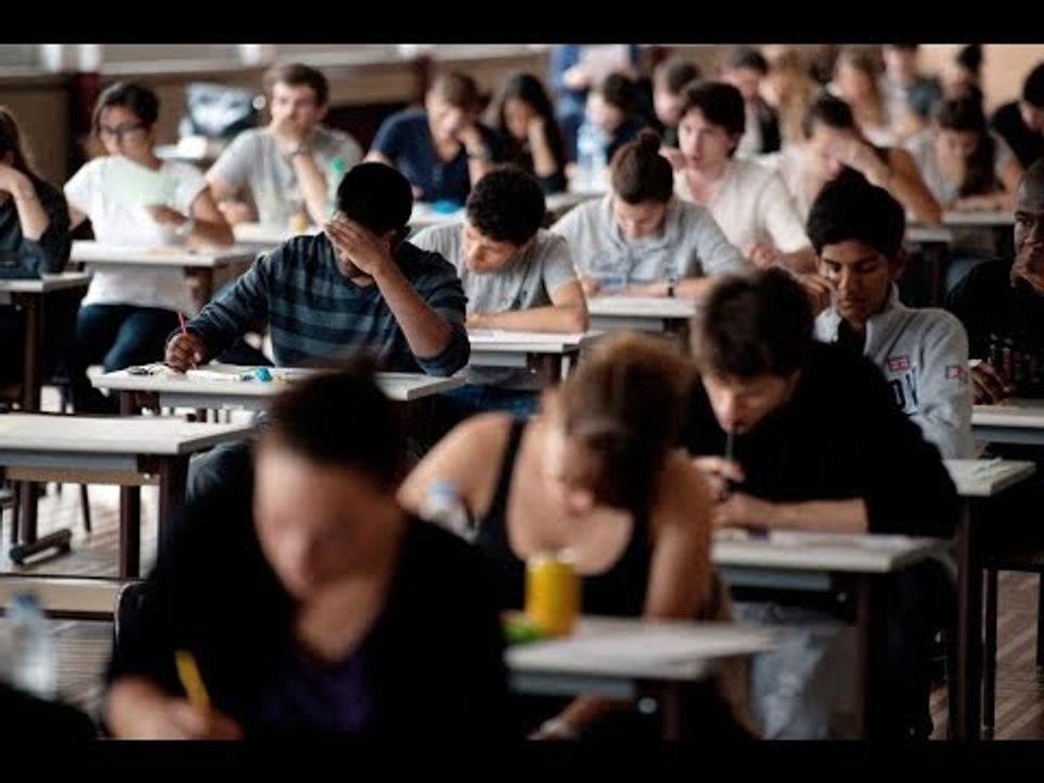 صدى البلد | حكم إفطار الطلاب بسبب الامتحانات فى رمضان