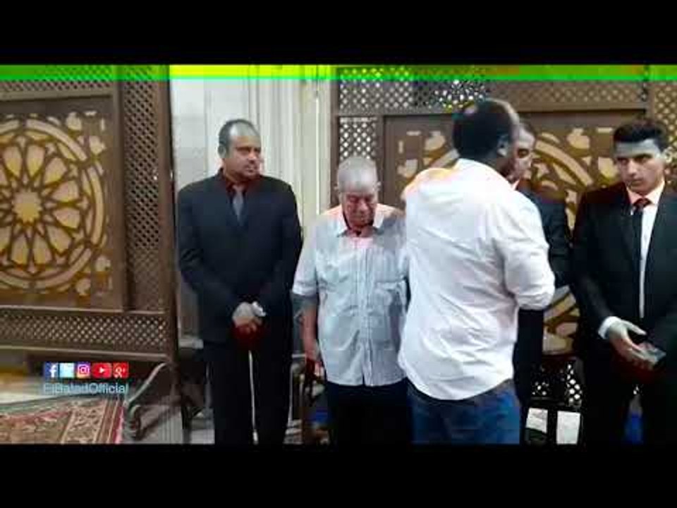 صدى البلد | إسماعيل يوسف فى عزاء مجدى السيد نجم الزمالك الأسبق