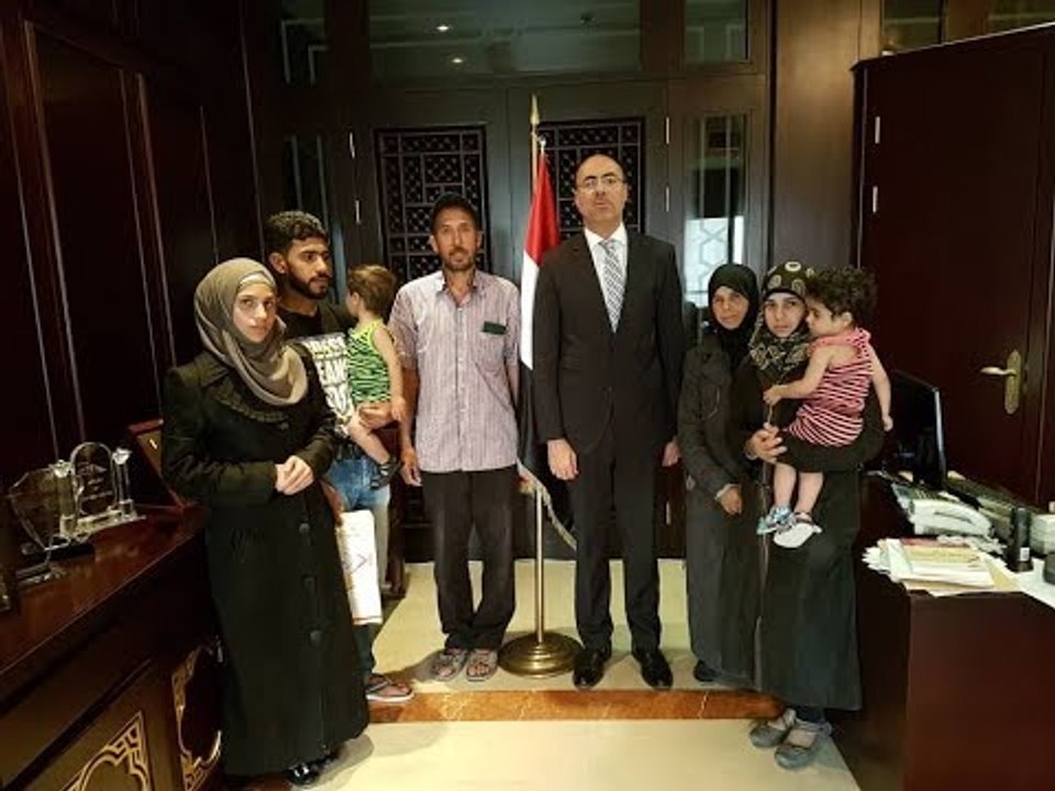 صدى البلد | سفارتنا في دمشق تنجح في إعادة عدد من المصريين إلى الوطن