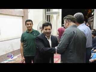 هاني شاكر فى عزاء الملحن خالد البكرى