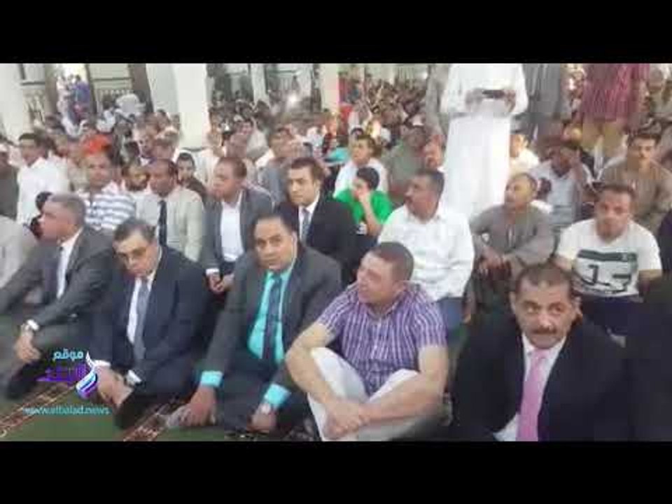 صدى البلد | محافظ الفيوم يؤدي صلاة عيد الفطر المبارك بمسجد ناصر الكبير