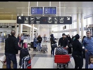 حازم إمام و أسر لاعبى المنتخب يتجهون لملعب مباراة مصر والسعودية