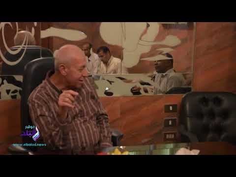 صدى البلد | محافظ أسوان يوجه لإنهاء توصيل خط مياه السيل