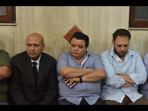 صدى البلد | الفنانون يقدمون واجب العزاء فى وفاة والد محمد فهيم