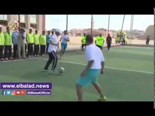 صدى البلد | وزير الدفاع يشارك في مباراة كرة قدم مع أبطال سيناء