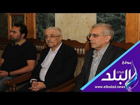 صدي البلد | وزير التعليم يصل مسجد عمر مكرم لتقديم العزاء في والد المتحدث الإعلامي