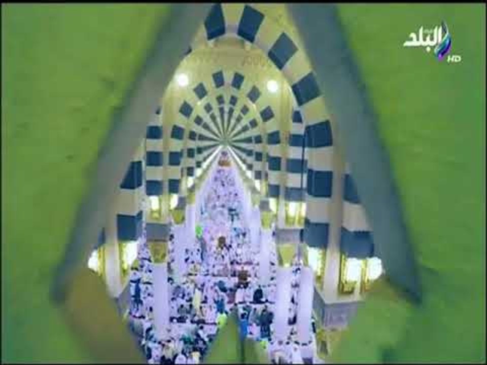 اللهم صلي على سيدنا محمد النبي الأمي وعلى آله و...