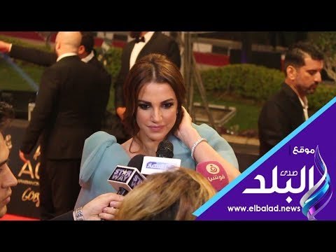 صدى البلد | درة تكشف حقيقة ارتباطها بالفنان أحمد حاتم